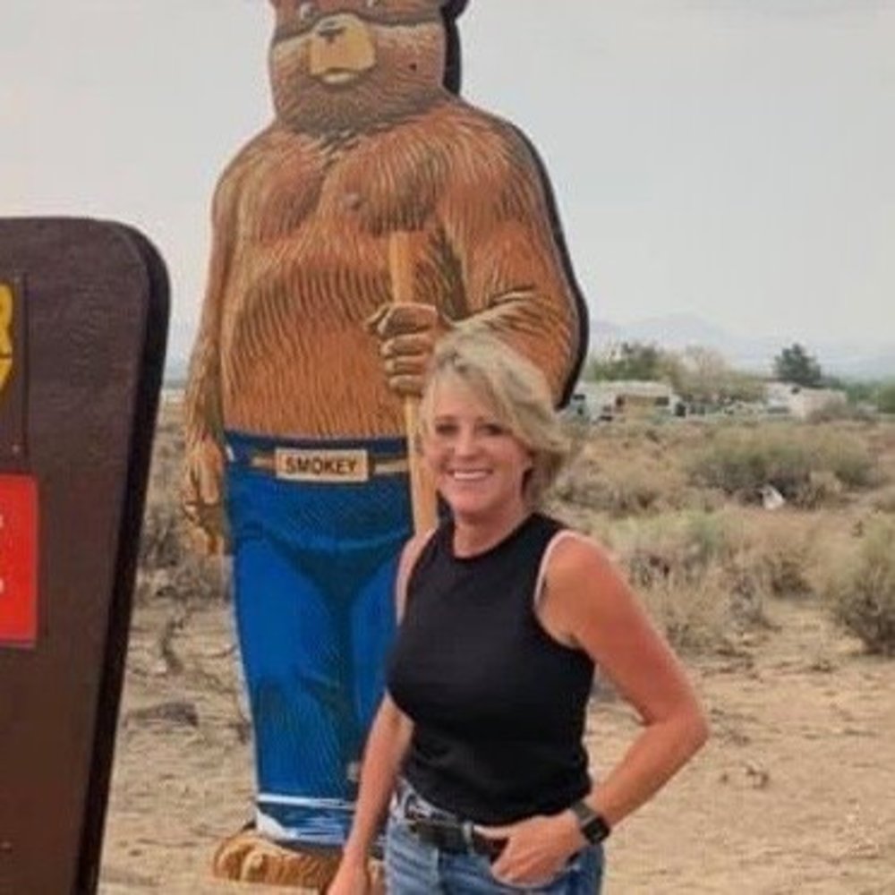 Meet your Posher, Angela